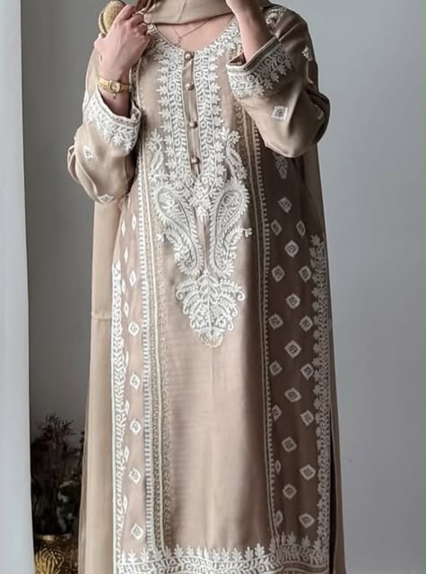 Noor – Luxury Pret, Chikankari Kurta Suit